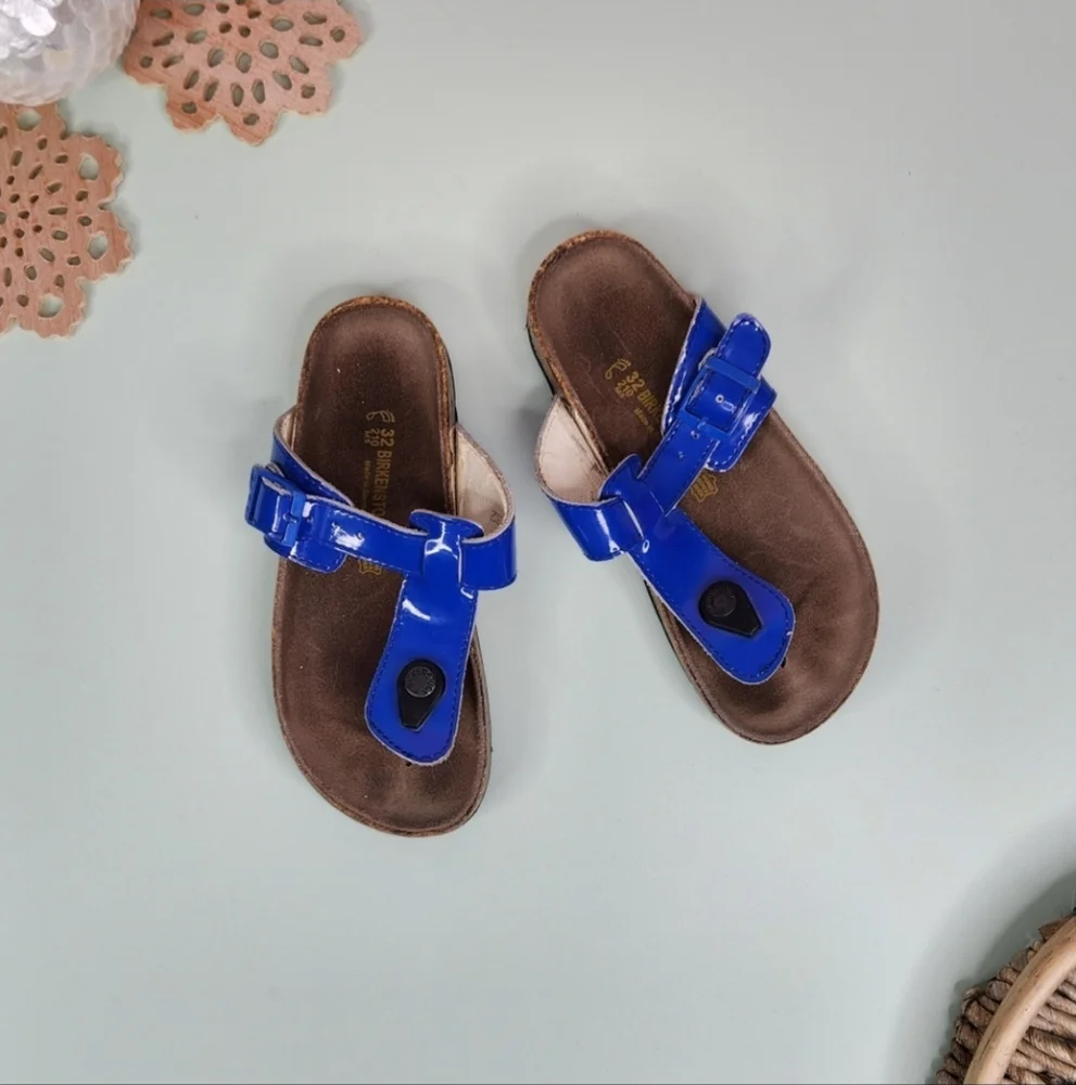 Birkenstock Patent Gizeh Sandals